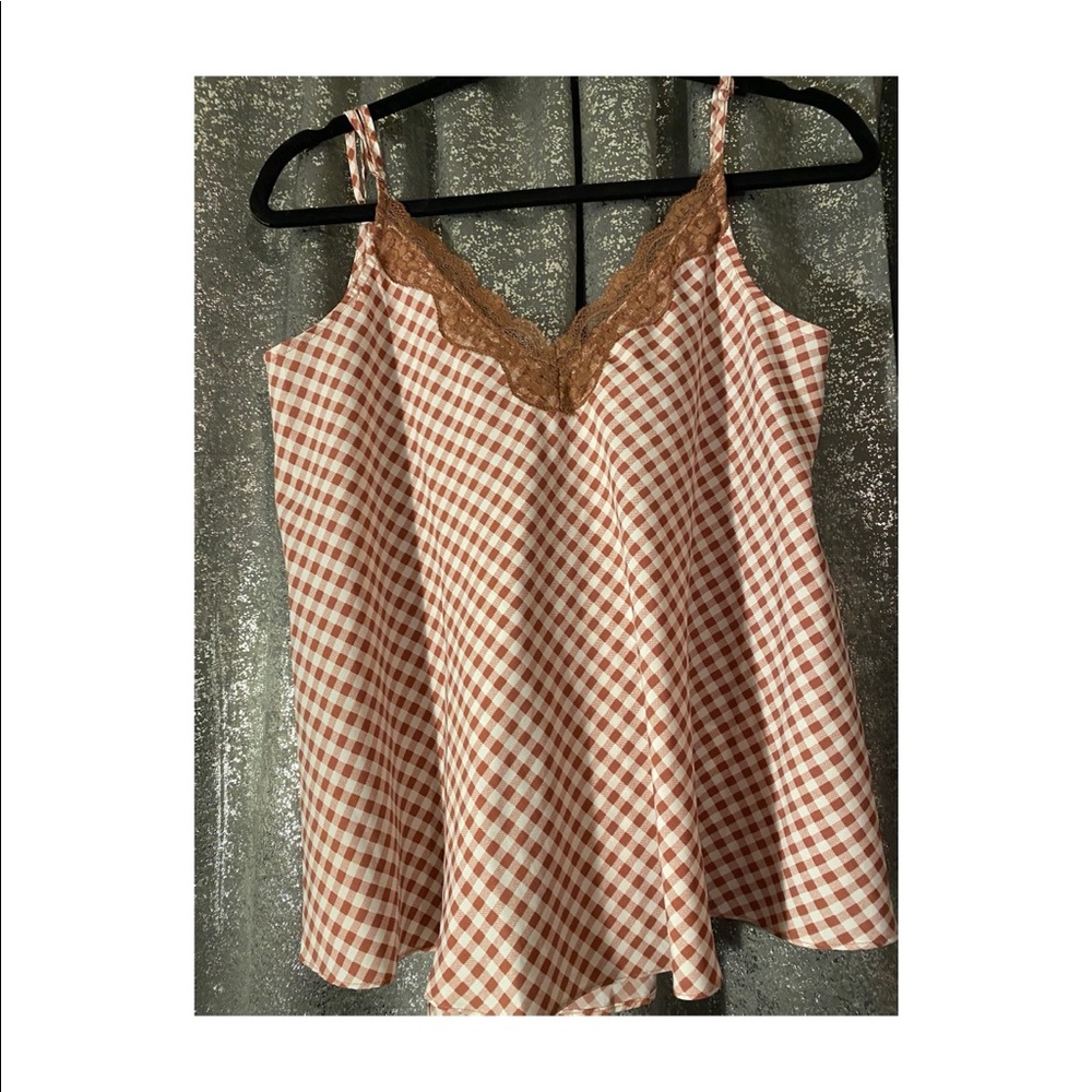 Lace Tanktop size medium